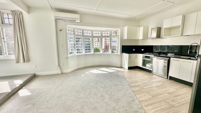 21 Clifton Terrace, Kelburn, Wellington - Carousel 1