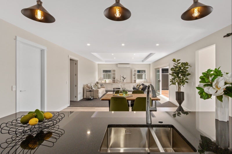 16 Ruapehu Road, Poraiti, Napier - Carousel 1