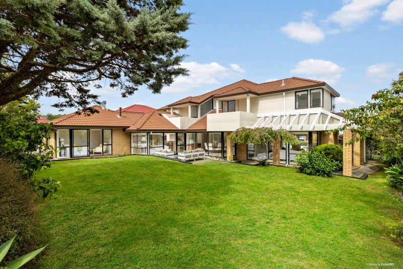 32 Manor Park, Sunnyhills, Auckland - Carousel 2