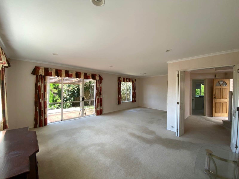 43 Cantora Avenue, Northpark, Auckland - Carousel 6