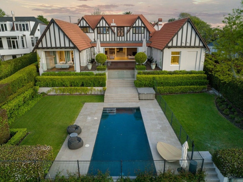 187 St Heliers Road, ST HELIERS, AUCKLAND - Carousel 2