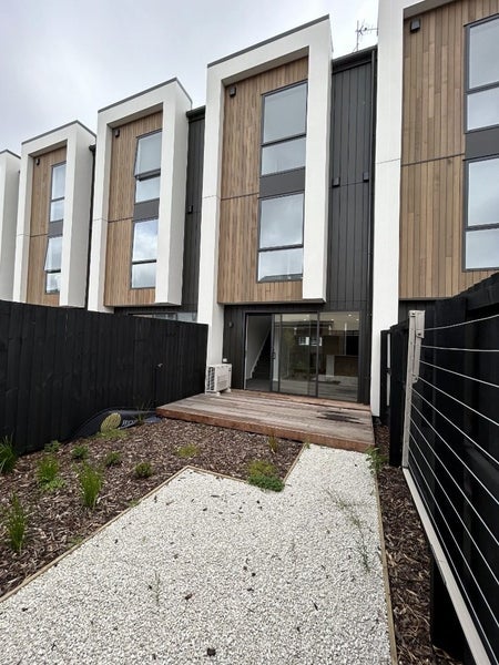 6/12 Tonga Place, Riccarton, Christchurch - Carousel 2