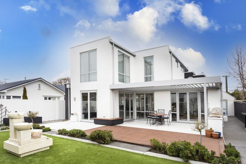 11 Roa Road, Fendalton, Christchurch - Carousel 1