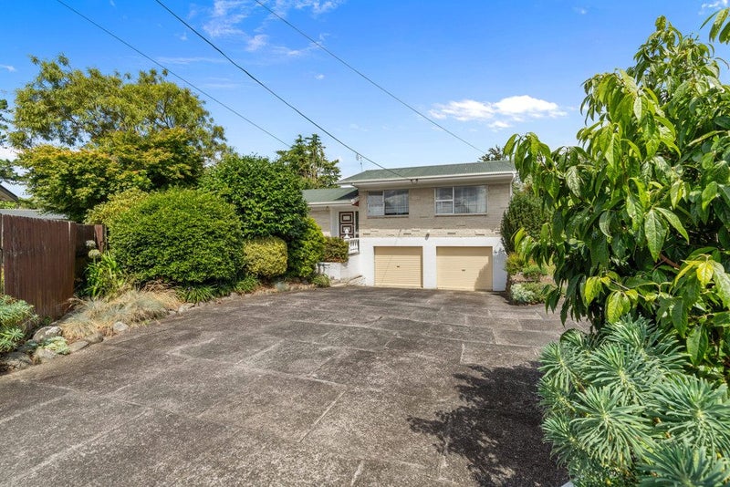 80 Lewis Street, Glenview, Hamilton - Carousel 12