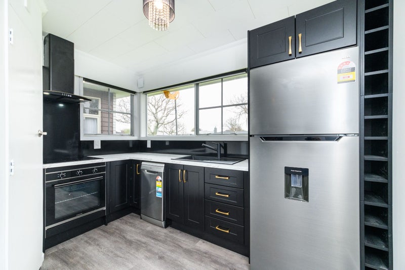 5 Westhaven Grove, Takaro, Palmerston North - Carousel 2