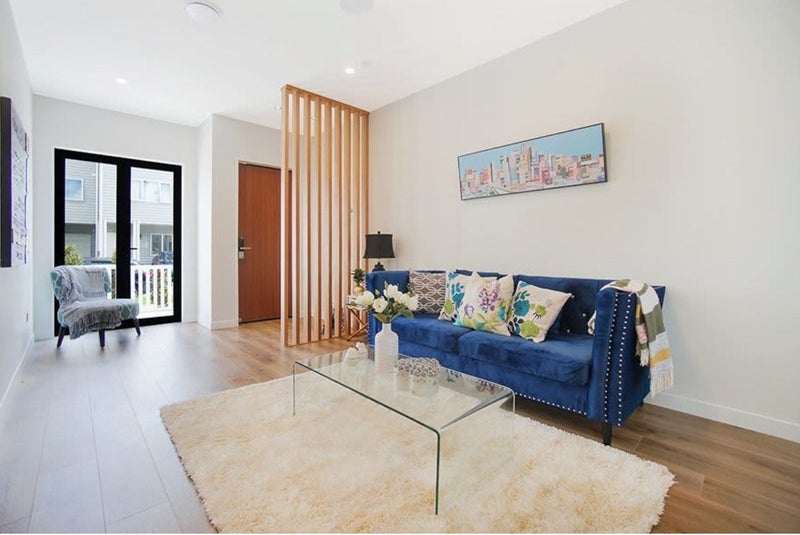 14 Laquinta Place, Flat Bush, Auckland - Carousel 2