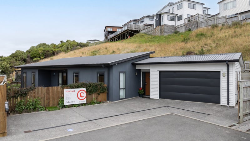 18 Hattersley Grove, Churton Park, Wellington - Carousel 29