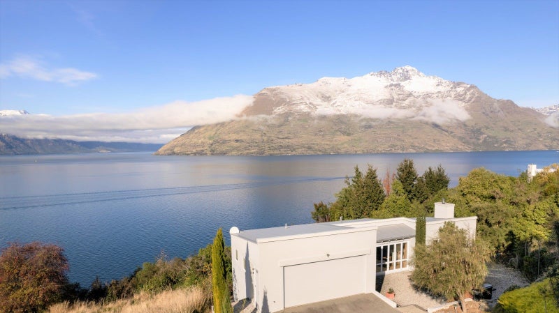 6 Matau Place, Fernhill, Queenstown - Carousel 29