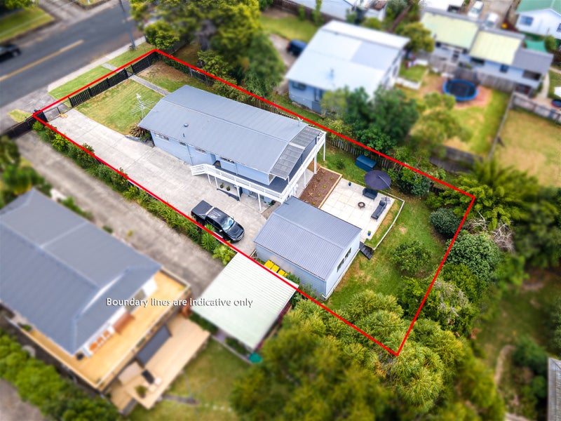 100 Awaroa Road, Sunnyvale, Auckland - Carousel 32