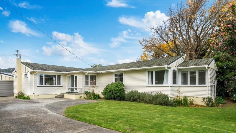 18A Avalon Crescent, Avalon, Lower Hutt - Carousel 1