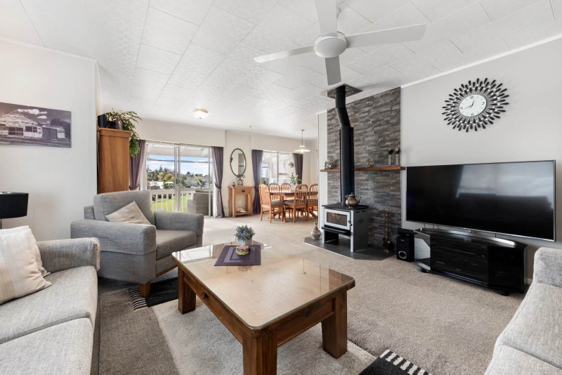 14 Annison Avenue, Glen Eden, Auckland - Carousel 2