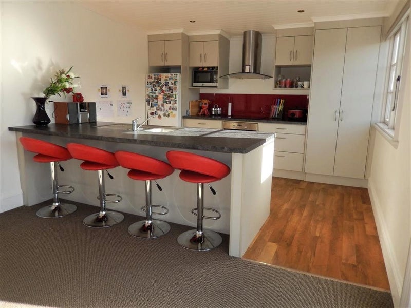 374 Carrington Street, Upper Vogeltown, New Plymouth - Carousel 2