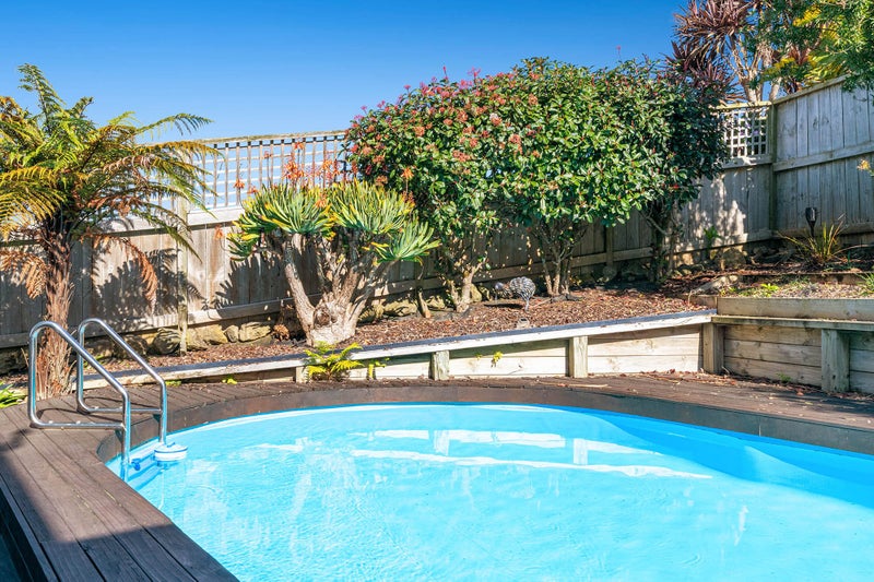 26 Waldorf Crescent, Orewa, Orewa - Carousel 2