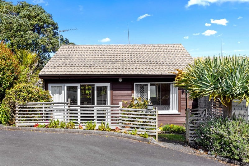 26/15 Puriri Street, Takapuna, Auckland - Carousel 2