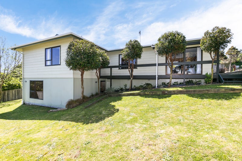 7 Mayaro Crescent, Grenada Village, Wellington - Carousel 2