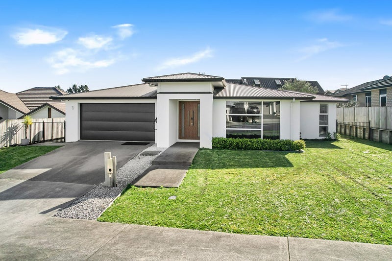 10 Waireka Road, Rototuna North, Hamilton - Carousel 1