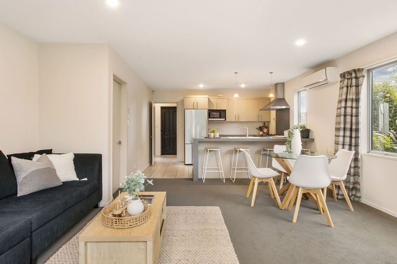 212A Lincoln Road, Addington, Christchurch - Carousel 1