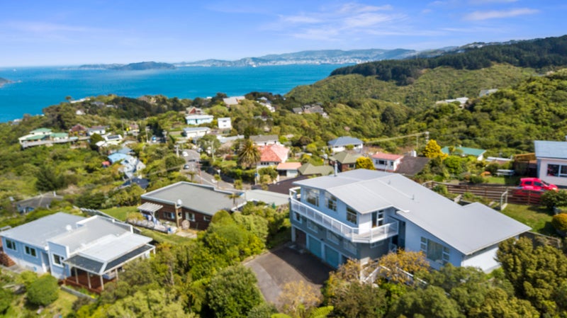 52 Akatea Road, Korokoro, Lower Hutt - Carousel 25