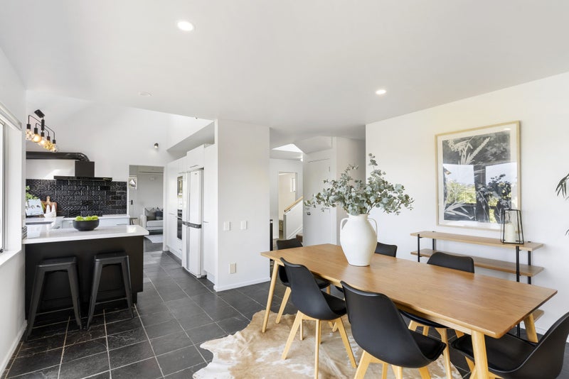 2/15A Beatrice Avenue, Hillcrest, Auckland - Carousel 1