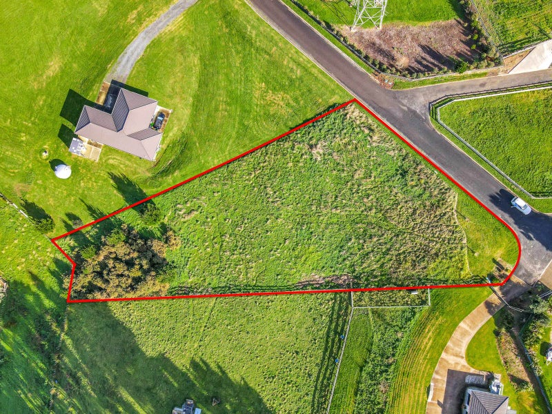 16 Peet Row, Pokeno - Carousel 1