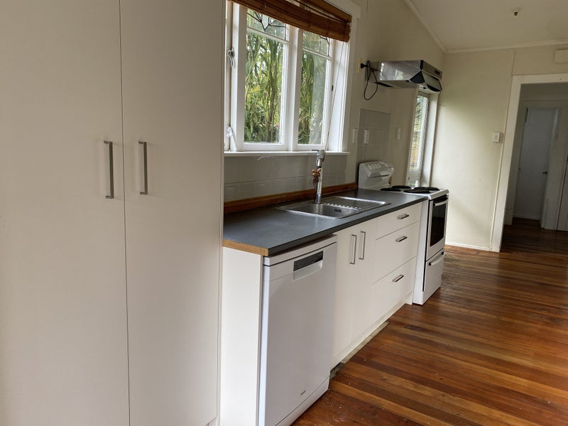 119A Forest Lake Road, Forest Lake, Hamilton - Carousel 2