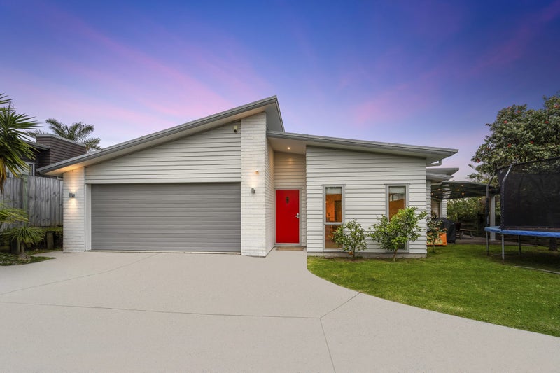 95A Konini road, Titirangi, Auckland - Carousel 1