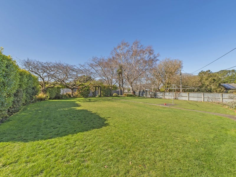 5 McKenzie Avenue, Southbridge, Southbridge - Carousel 37