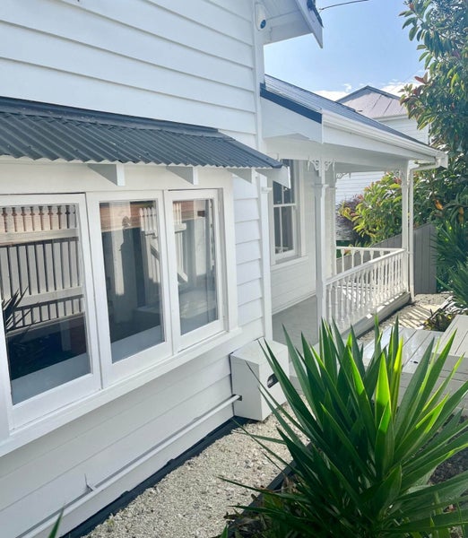11 Third Avenue, Kingsland, Auckland - Carousel 1