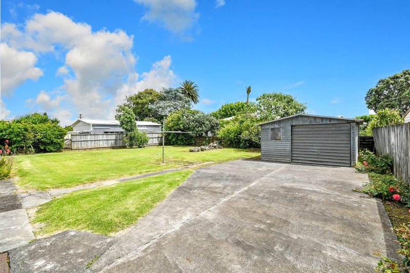 42 Church Road, Mangere Bridge, Auckland - Carousel 2