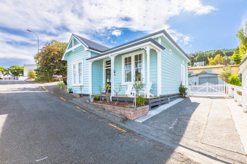 43 Havelock Road, Hospital Hill, Napier - Carousel 1