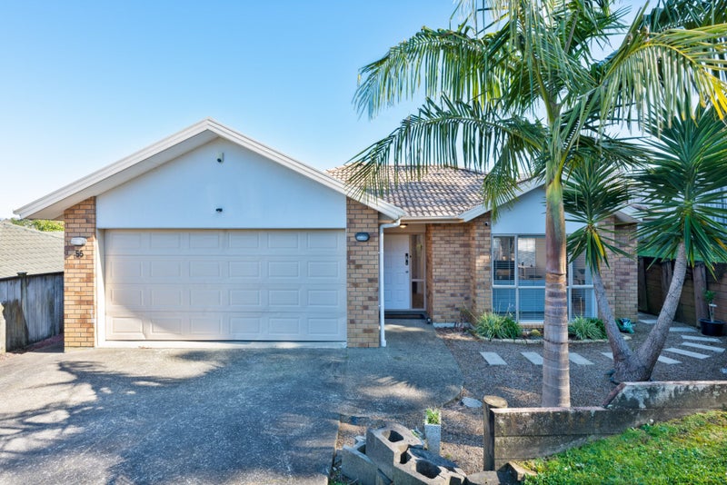 55 Helleur Road, Massey, Auckland - Carousel 2