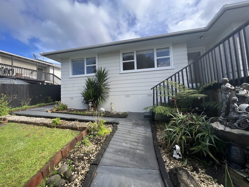 23 Chislehurst Street, Henderson, Auckland - Carousel 2