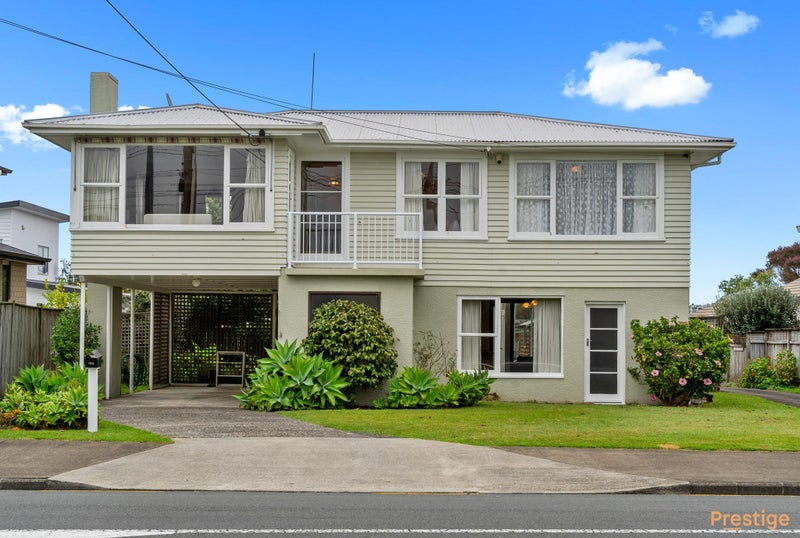 1/108 Forrest Hill Road, Forrest Hill, Auckland - Carousel 1
