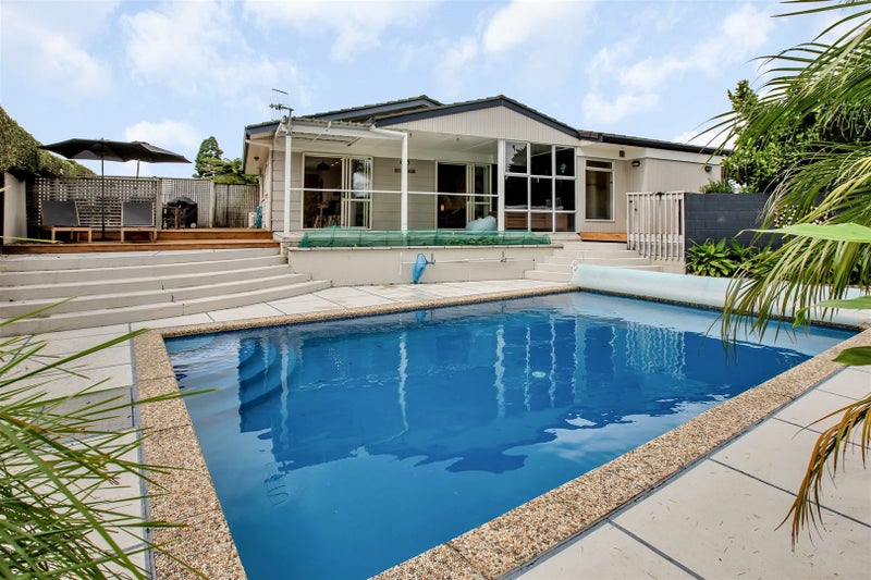 8 Blenheim Court, Kamo, Whangarei - Carousel 1