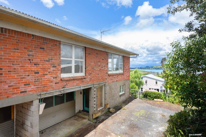 2/25 Arthur Street, Onehunga, Auckland - Carousel 2