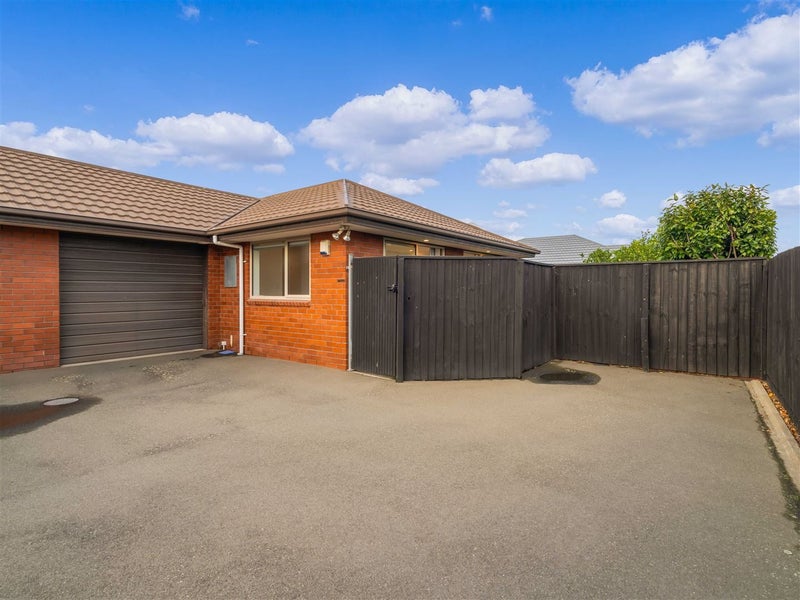 28B Seymour Street, Hornby, Christchurch - Carousel 1