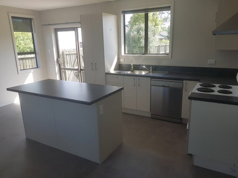 11 Dinton Street, Russley, Christchurch - Carousel 2