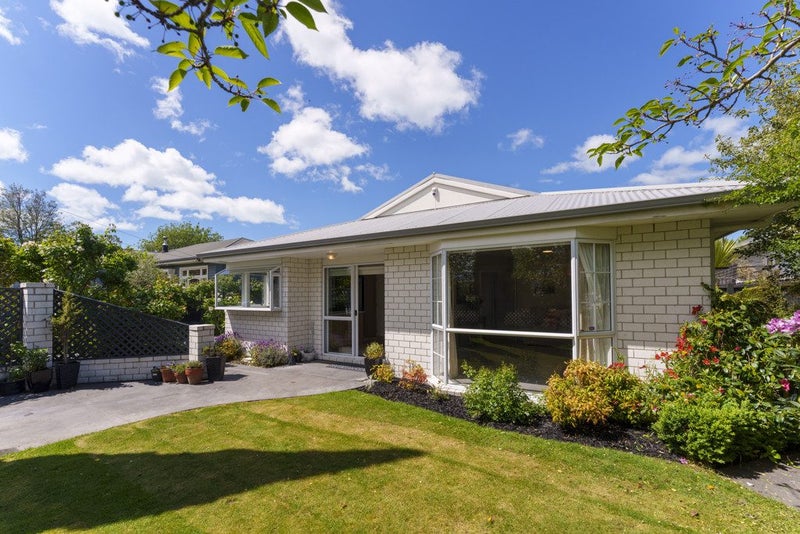 22A Gamblins Road, Saint Martins, Christchurch - Carousel 1