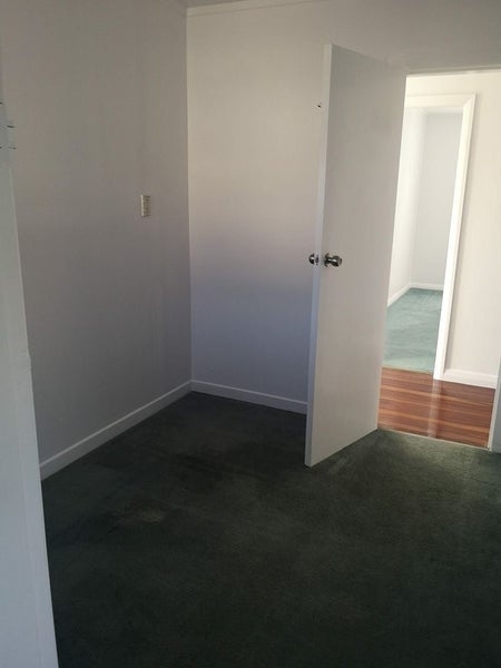 1 William Blofield Avenue, Wesley, Auckland - Carousel 17