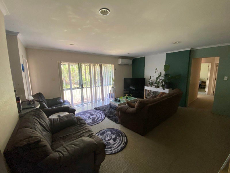 17 Ashland Place, Weymouth, Auckland - Carousel 2