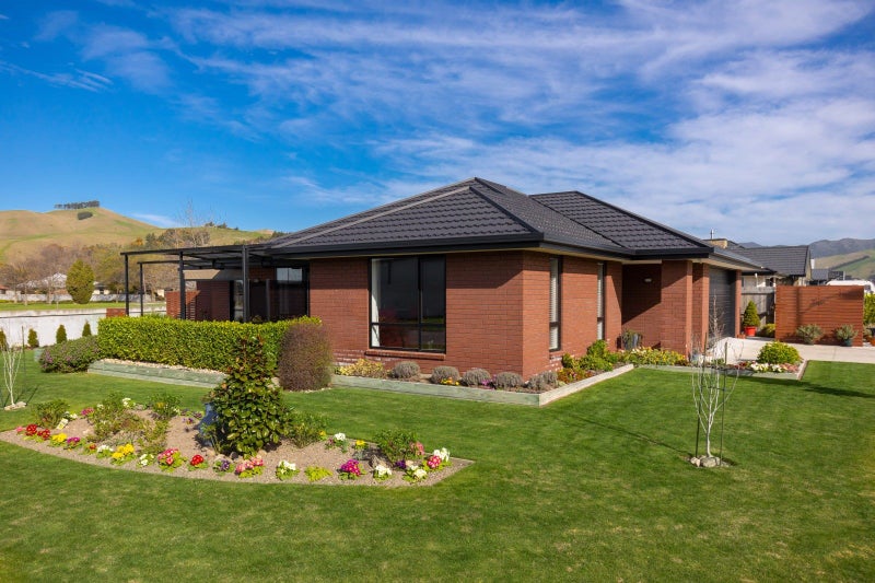 7 Turnbull Drive, Witherlea, Blenheim - Carousel 1