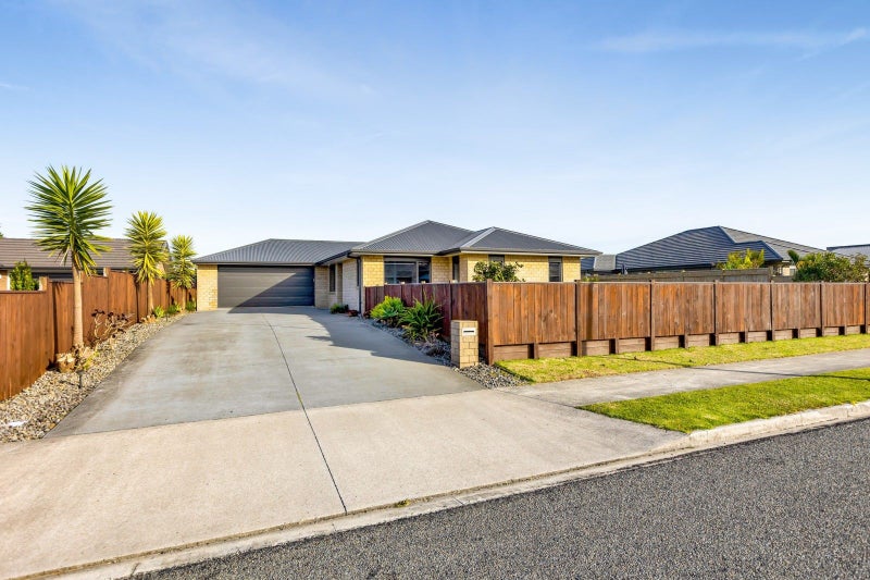 16 Keene Drive, Bell Block, New Plymouth - Carousel 1