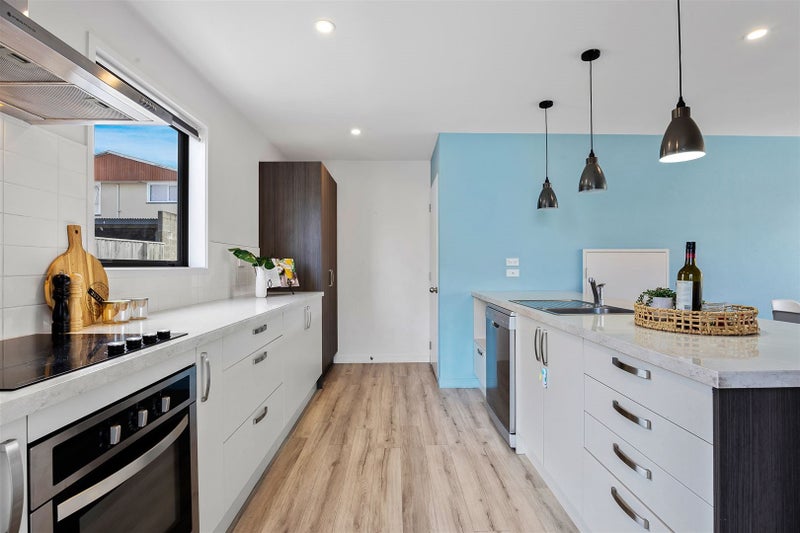 2/479 Gloucester Street, Linwood, Christchurch - Carousel 2