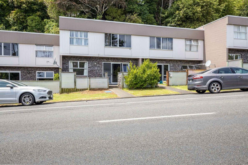 5/57 Carrington Street, Lower Vogeltown, New Plymouth - Carousel 1