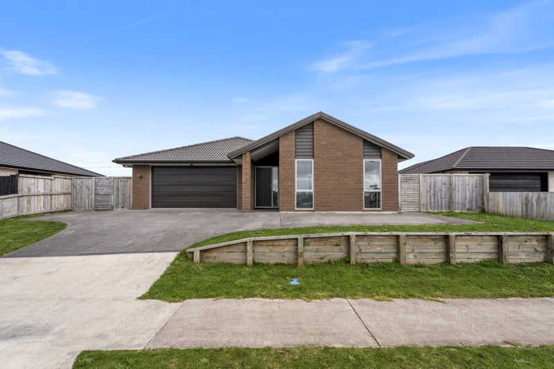 25 Rehua Drive, Hamilton - Carousel 1