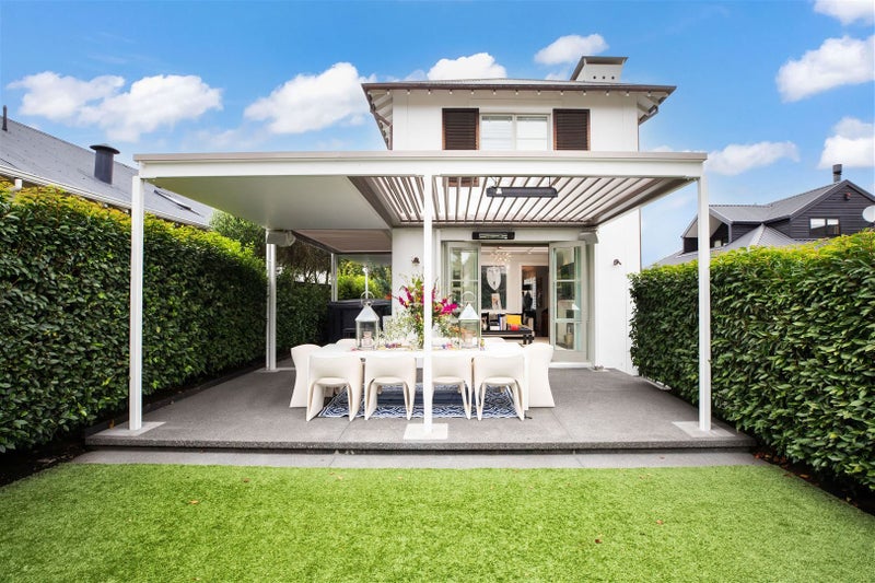 6 Wairarapa Terrace, Merivale, Christchurch - Carousel 21