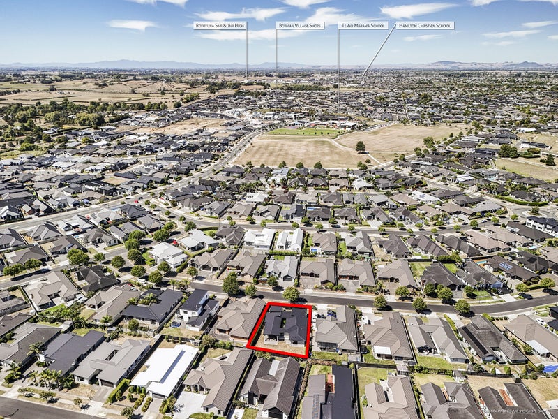 25 Brad Avenue, Flagstaff, Hamilton - Carousel 24