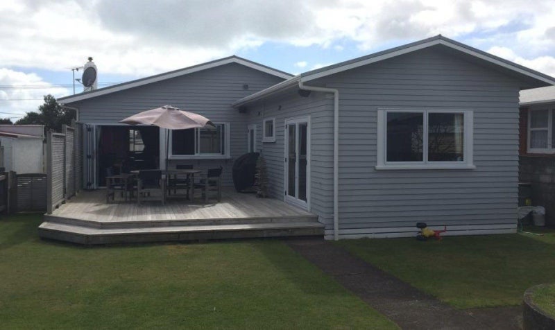 8 Vogel Street, Fitzroy, New Plymouth - Carousel 2