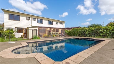 11 Oak Street, Mangapapa, Gisborne - Carousel 1