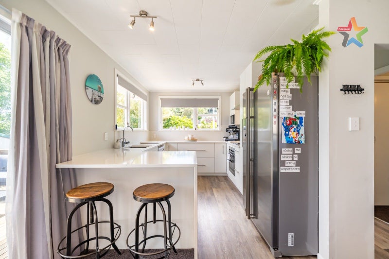 54 Kairimu Street, Stokes Valley, Lower Hutt - Carousel 2